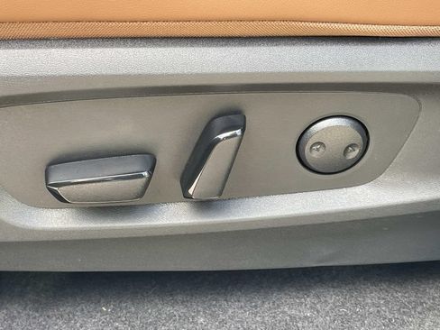 New 2026 Nissan Pathfinder Platinum w/ Lighting Package AWD/4WD image 23