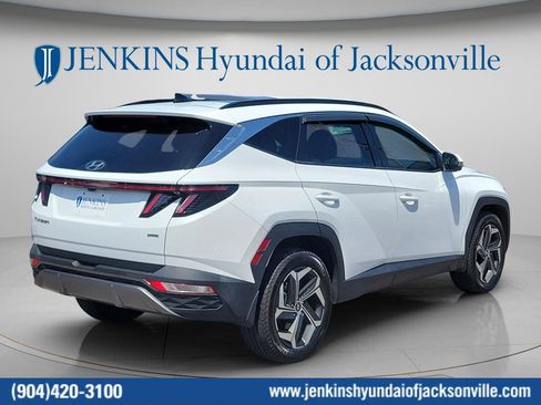 Certified 2023 Hyundai Tucson Limited AWD/4WD image 4
