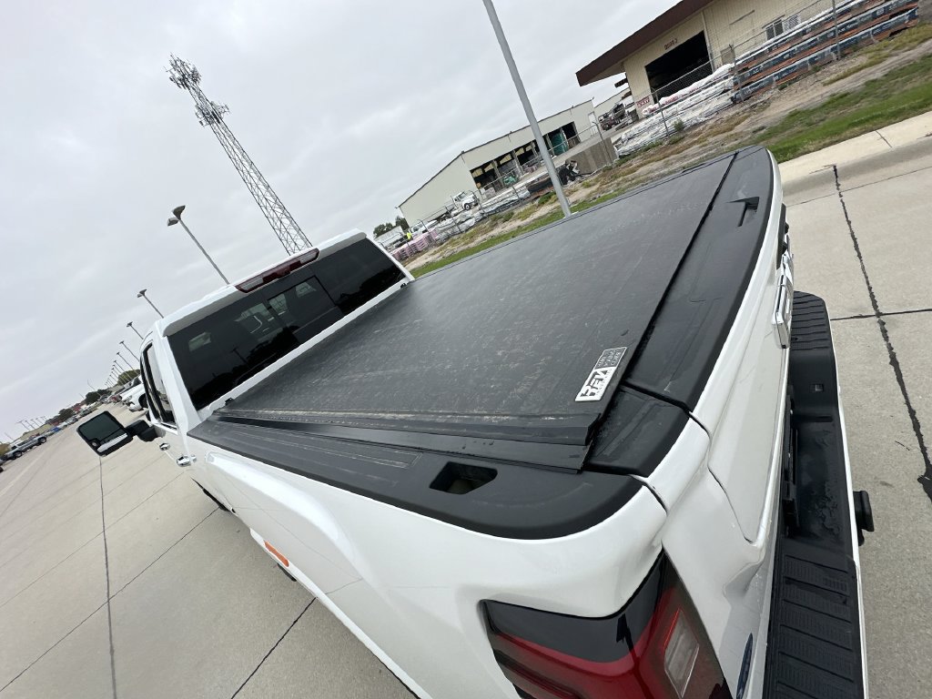 Certified 2024 GMC Sierra 2500 Denali Ultimate AWD/4WD image 36