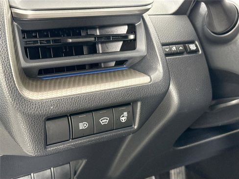 Certified 2025 Toyota Prius XLE FWD image 16