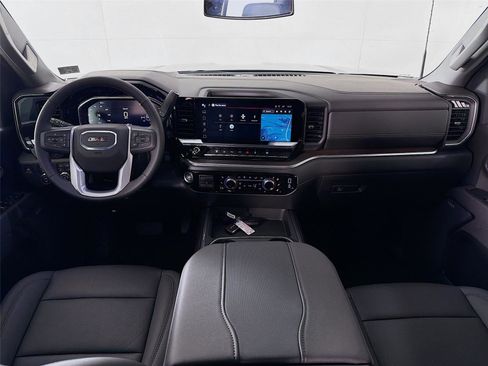 New 2026 GMC Sierra 2500 SLT w/ SLT Premium Package AWD/4WD image 24