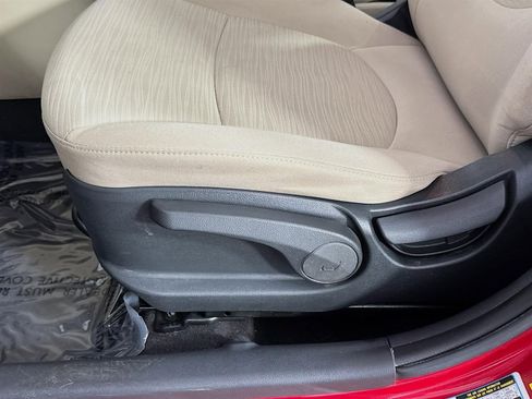 Used 2017 Hyundai Accent SE image 19