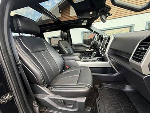 Used 2019 Ford F150 Lariat w/ Equipment Group 502A Luxury AWD/4WD image 16