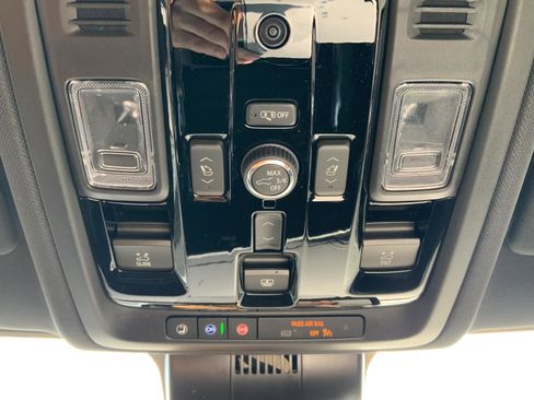 New 2026 Chevrolet Tahoe Premier AWD/4WD image 35