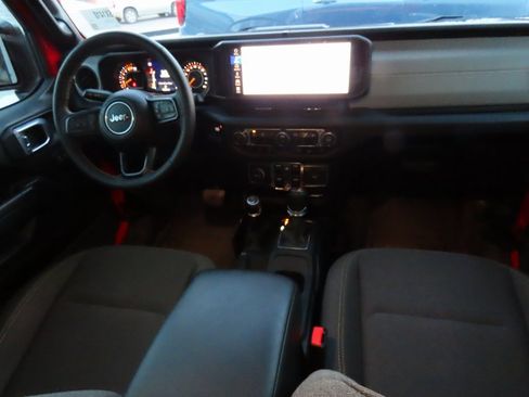 Used 2024 Jeep Wrangler Sport S image 18