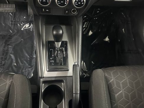 Used 2020 Mitsubishi Outlander Sport ES FWD image 15