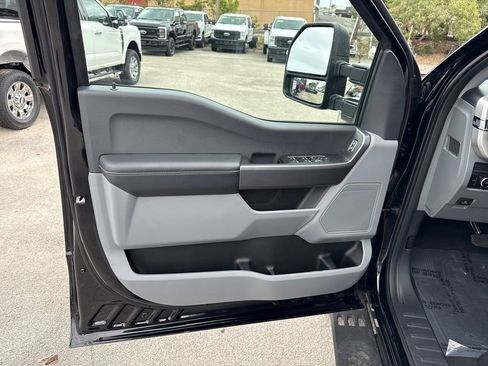 Used 2025 Ford F250 XLT w/ Tremor Off-Road Package image 13