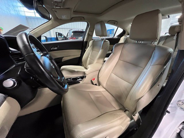 Used 2017 Acura ILX FWD image 21