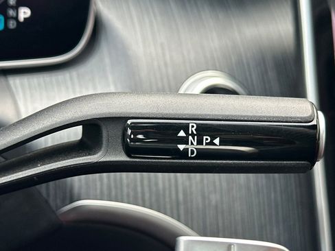 Used 2024 Mercedes-Benz C 300 4MATIC Sedan image 20