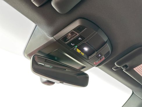 Certified 2024 Porsche 911 Carrera GTS image 25