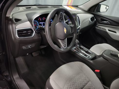 Used 2023 Chevrolet Equinox LS w/ Midnight Edition FWD image 13