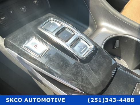 Used 2023 Hyundai Sonata Limited w/ Preferred Accessory Package FWD image 23