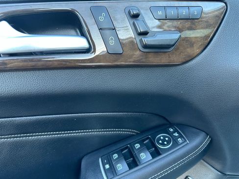 Used 2015 Mercedes-Benz ML 350 4MATIC image 19