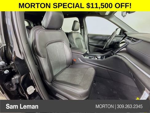 New 2025 Jeep Grand Cherokee L Altitude image 29