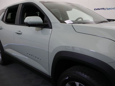 New 2026 Chevrolet Equinox LT w/ Safety and Technology Package FWD image 4