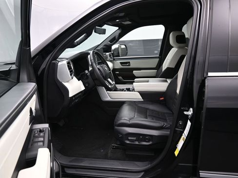 Used 2024 Toyota Tundra Capstone image 9