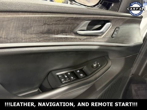 Used 2023 Jeep Grand Cherokee Limited image 22