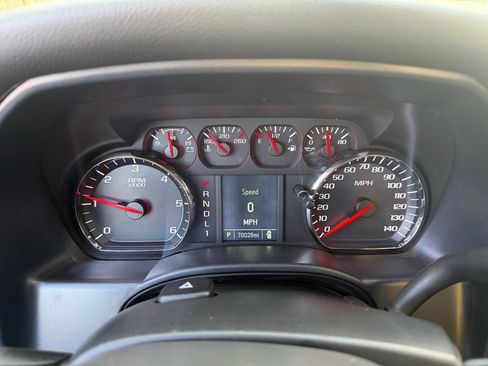 Used 2019 Chevrolet Silverado 2500 W/T w/ Snow Plow Prep Package image 22