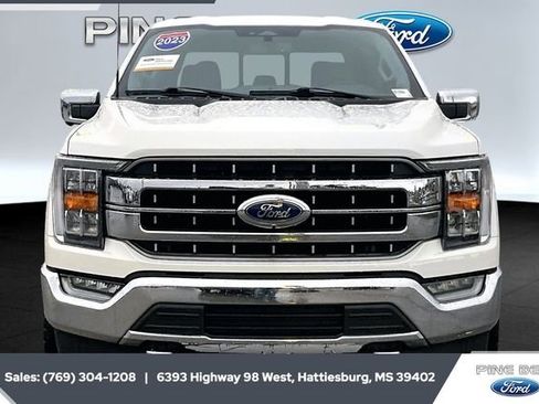 Used 2023 Ford F150 Lariat w/ Trailer Tow Package image 3