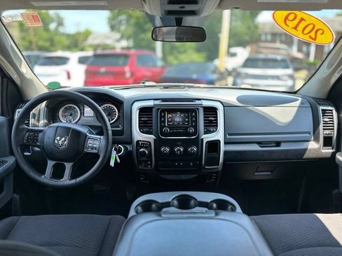 Used 2019 RAM 1500 Warlock AWD/4WD image 18