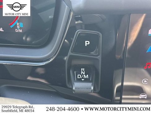 Used 2024 Porsche Cayenne AWD/4WD image 32