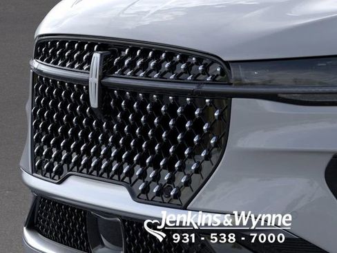 New 2026 Lincoln Nautilus Reserve AWD/4WD image 17