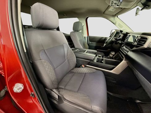 Used 2022 Toyota Tundra SR5 AWD/4WD image 22