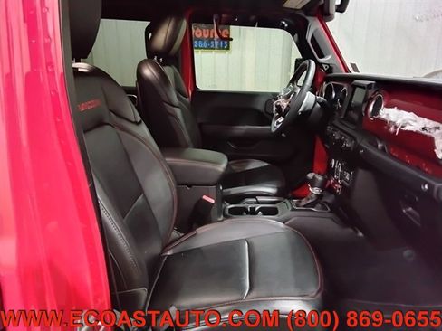 Used 2023 Jeep Gladiator Rubicon w/ Cold Weather Group AWD/4WD image 14