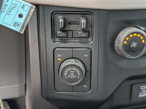 Used 2023 Ford F150 XLT w/ Trailer Tow Package AWD/4WD image 28