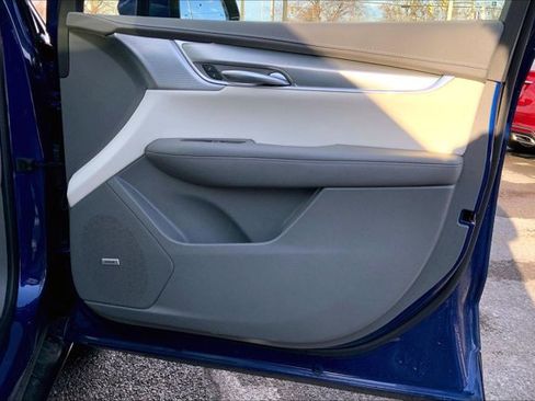 Used 2025 Cadillac XT5 Premium Luxury w/ LPO, Floor Liner Package image 24