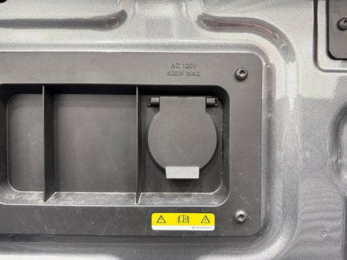 Used 2025 Ford Ranger XLT w/ Trailer Tow Package image 48