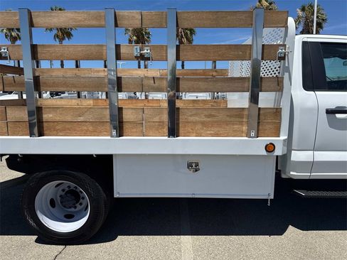 New 2024 Ford F450 XL w/ XL Chrome Package image 18