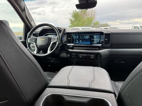 Used 2025 Chevrolet Silverado 2500 LTZ w/ LTZ Plus Package AWD/4WD image 24