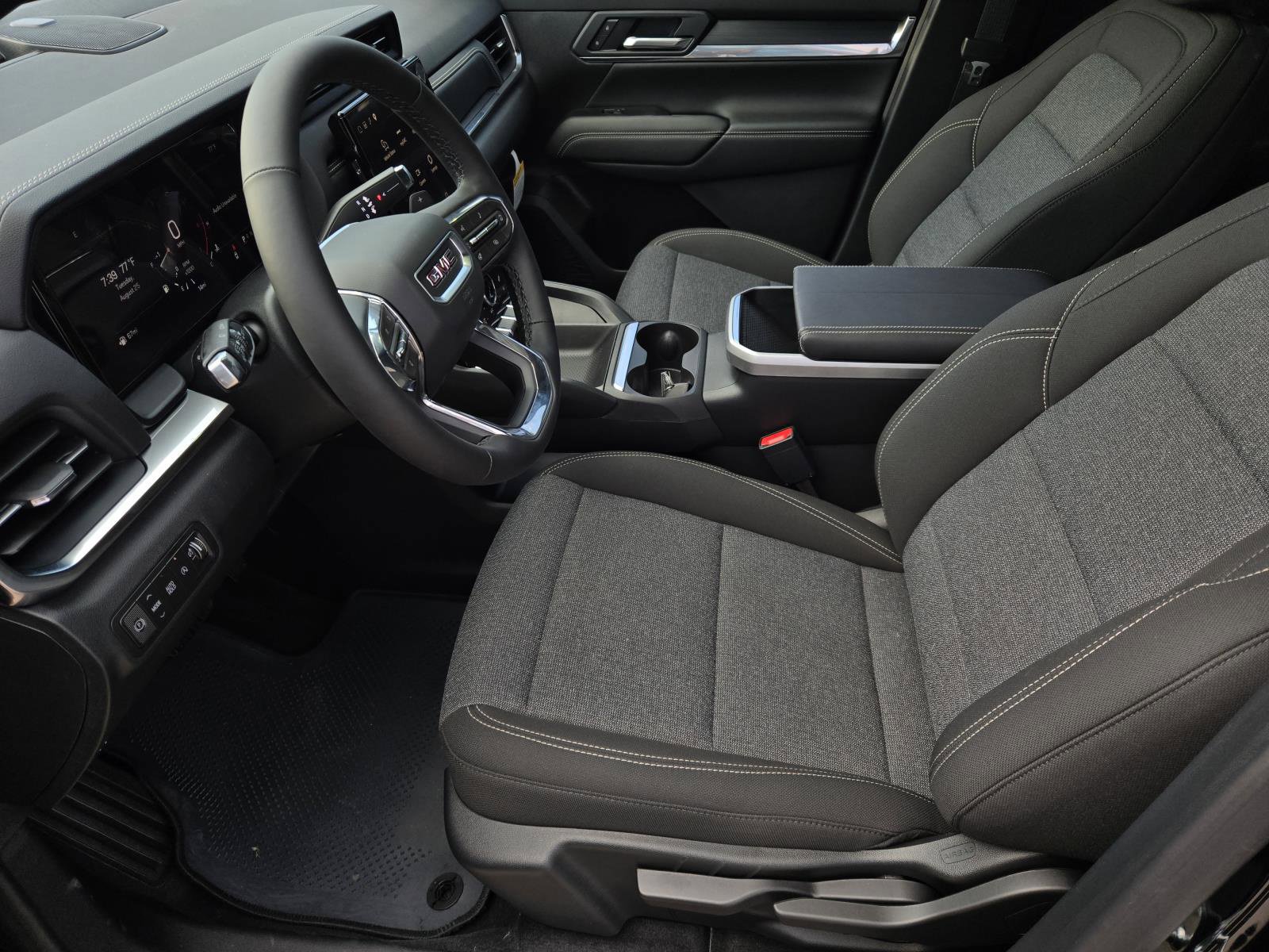 New 2027 GMC Terrain Elevation FWD image 8