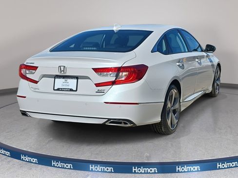 Certified 2018 Honda Accord Touring image 6