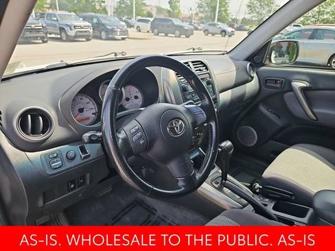 Used 2004 Toyota RAV4 2WD image 9