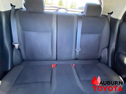 Used 2011 Nissan Juke SV FWD image 19