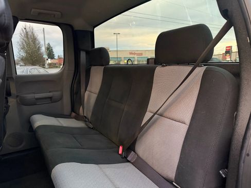 Used 2007 Chevrolet Silverado 2500 W/T w/ LS Package image 12