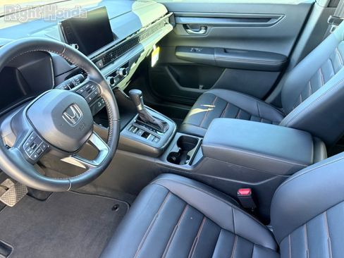 Used 2025 Honda CR-V Sport-L image 8