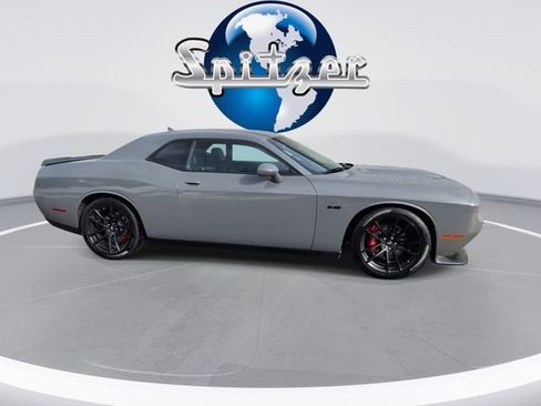 Used 2023 Dodge Challenger R/T w/ Plus Package image 10