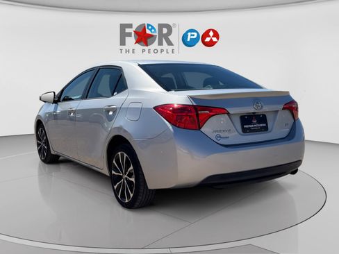 Used 2018 Toyota Corolla SE image 3