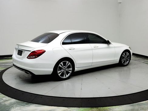 Used 2017 Mercedes-Benz C 300 Sedan image 5