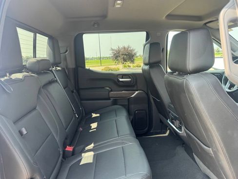 Used 2019 GMC Sierra 1500 SLT w/ SLT Premium Plus Package AWD/4WD image 29