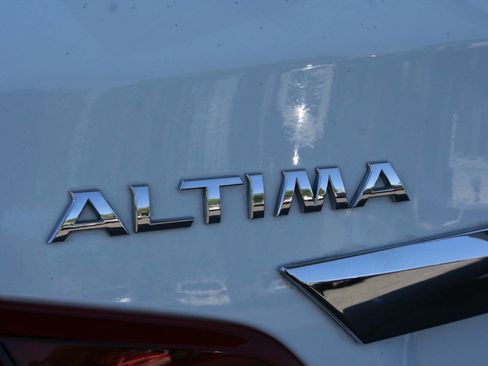 Used 2018 Nissan Altima 2.5 SL image 32