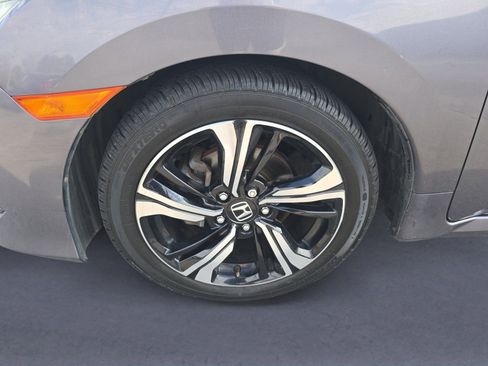Used 2017 Honda Civic Touring image 27