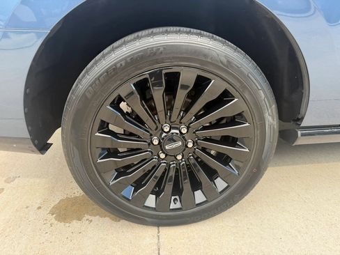 Used 2019 Lincoln Navigator Reserve AWD/4WD image 73