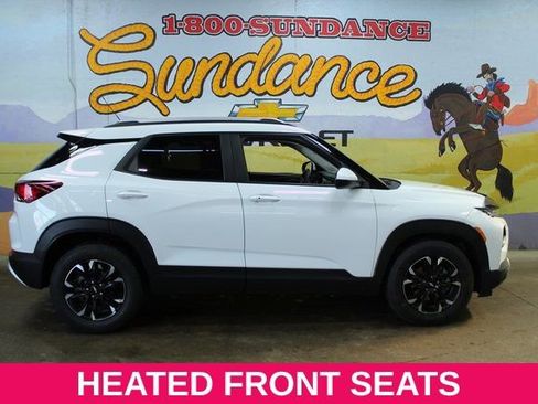 Used 2023 Chevrolet TrailBlazer LT w/ Convenience Package FWD image 1