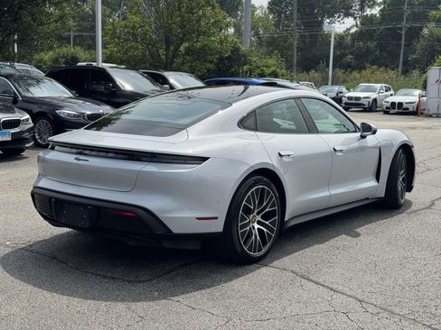 Used 2023 Porsche Taycan RWD image 5