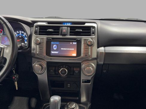 Used 2018 Toyota 4Runner SR5 Premium image 35