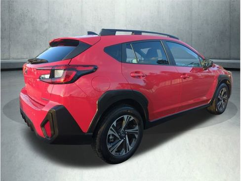 Used 2024 Subaru Crosstrek 2.0i Premium image 6